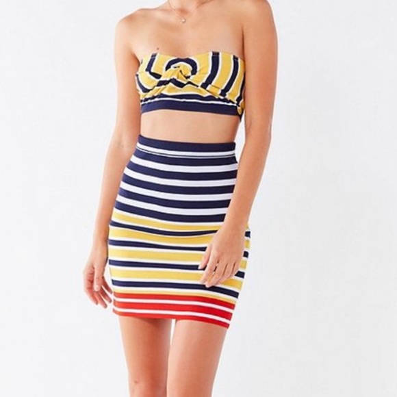 Urban Outfitters stripped two piece set - Picture 1 of 8